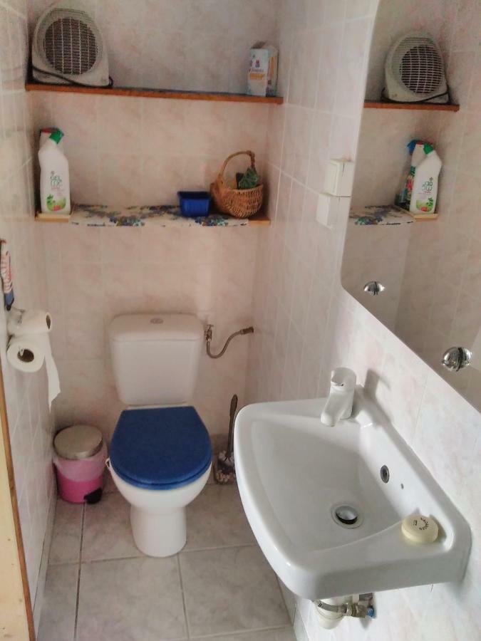 La Chambre Du Randonneur Bangor Экстерьер фото